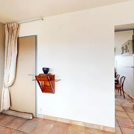 2 Bedroom Lovely In
